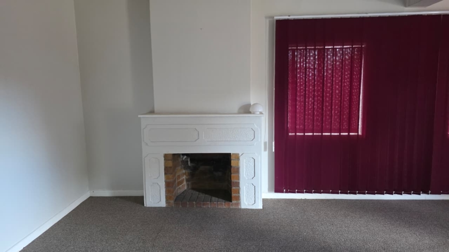 To Let 3 Bedroom Property for Rent in Pineview Western Cape